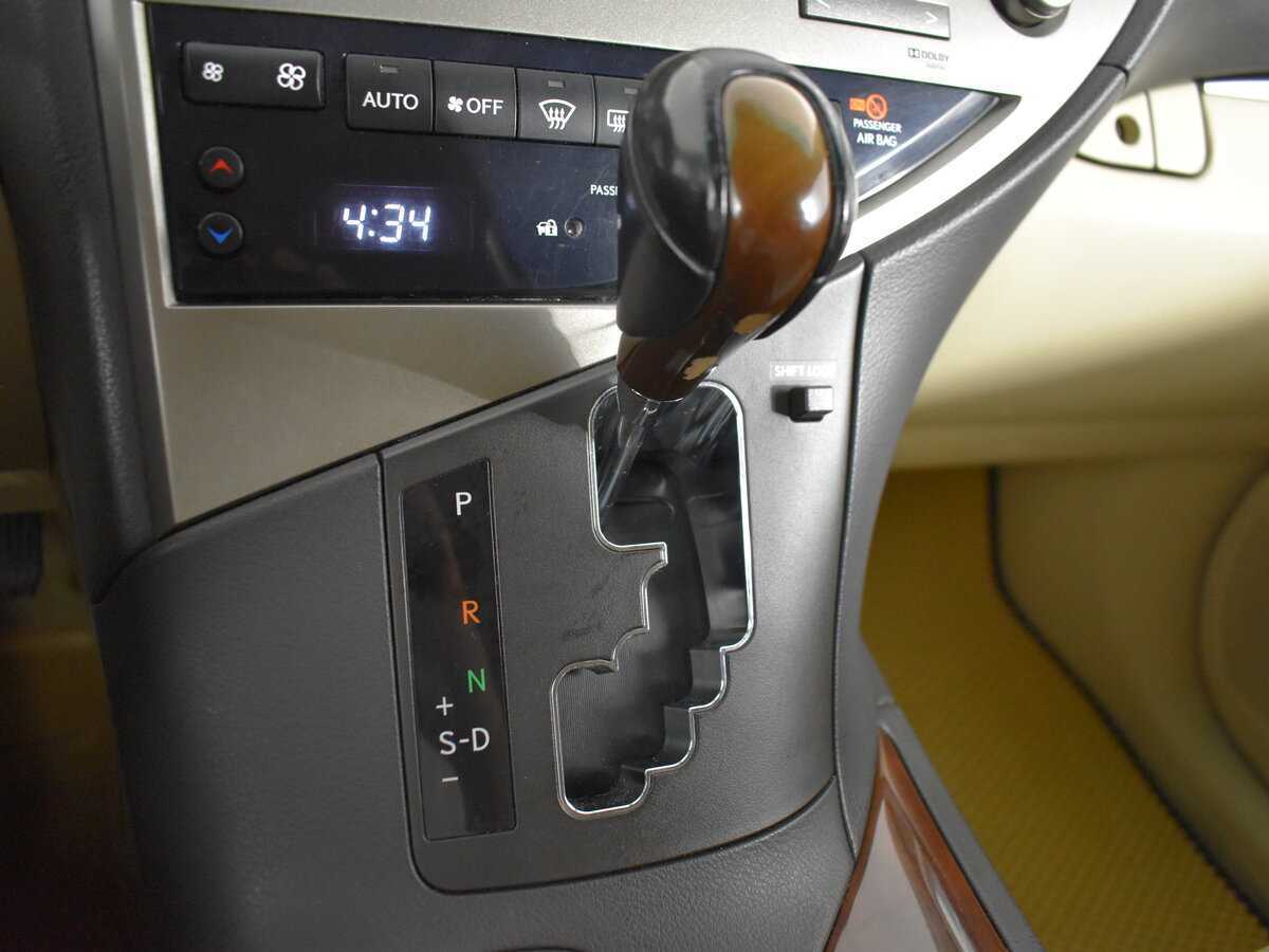 Б/У Лексус Р-Икс 2014 года. Фото: #16