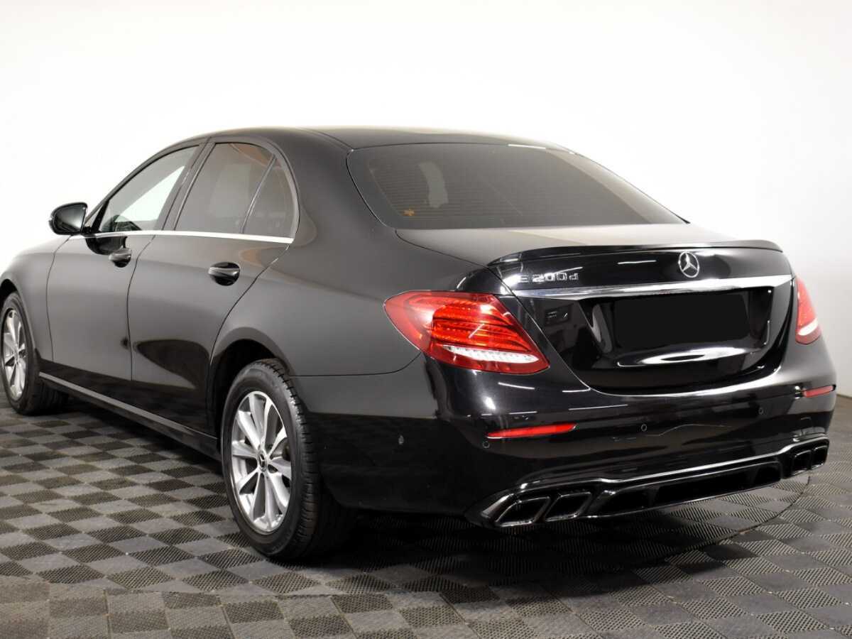 Б/У Мерседес-Бенц Е-Класс 2019 года. Фото: #5