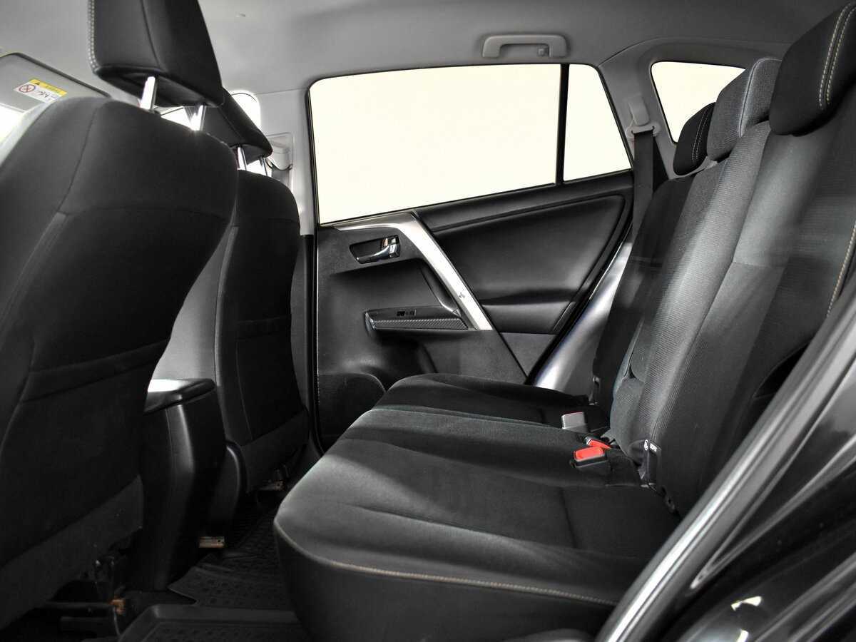 Б/У Тойота Рав4 2014 года. Фото: #8