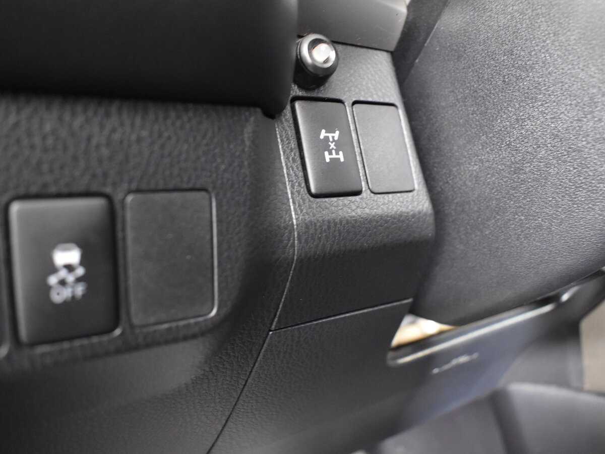 Б/У Тойота Рав4 2014 года. Фото: #14