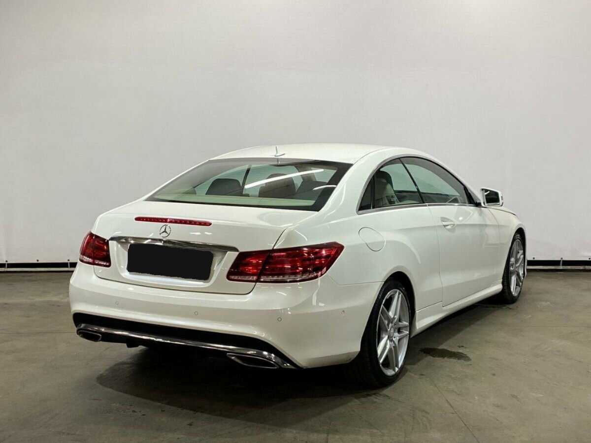 Б/У Мерседес-Бенц Е-Класс 2013 года. Фото: #7