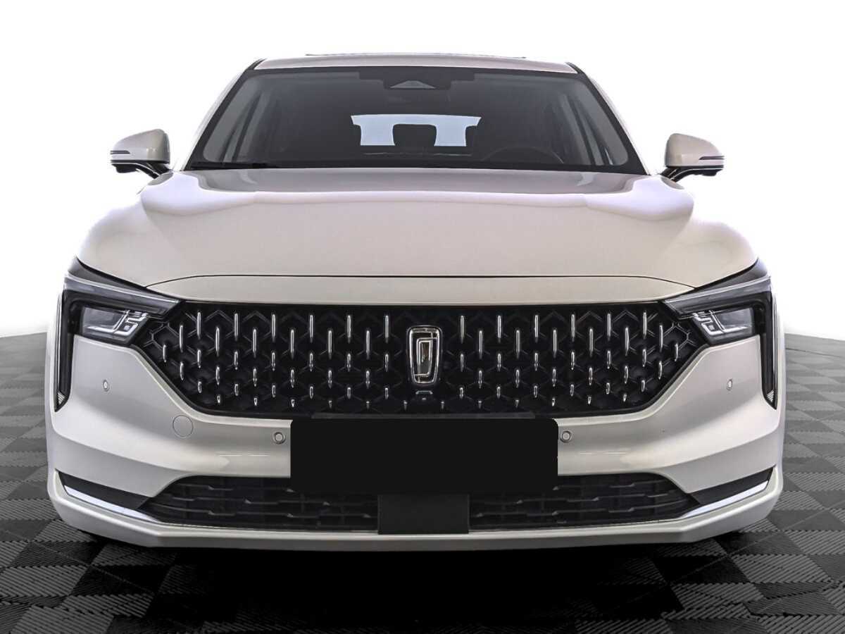 Б/У ФАВ Бестюн Б70 2023 года. Фото: #1