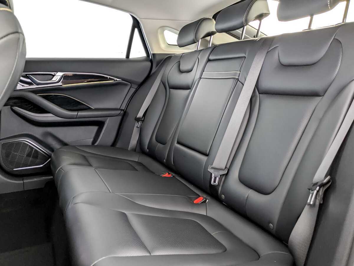 Б/У ФАВ Бестюн Б70 2023 года. Фото: #9