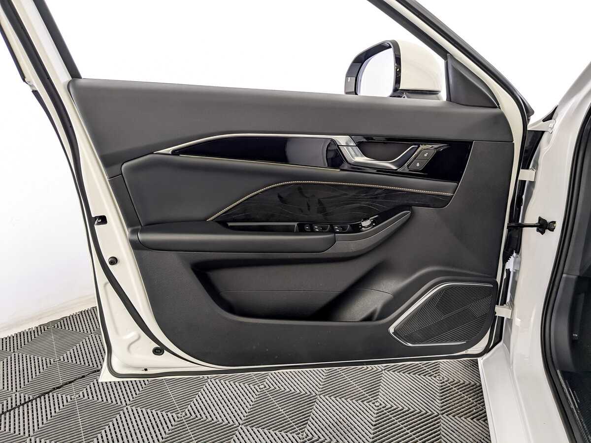 Б/У ФАВ Бестюн Б70 2023 года. Фото: #14