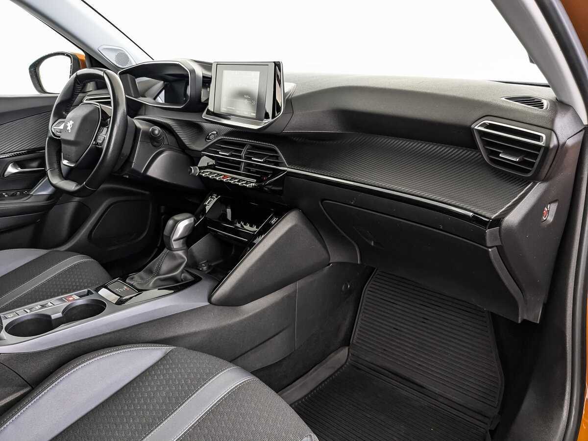 Б/У Пежо 2008 2020 года. Фото: #8