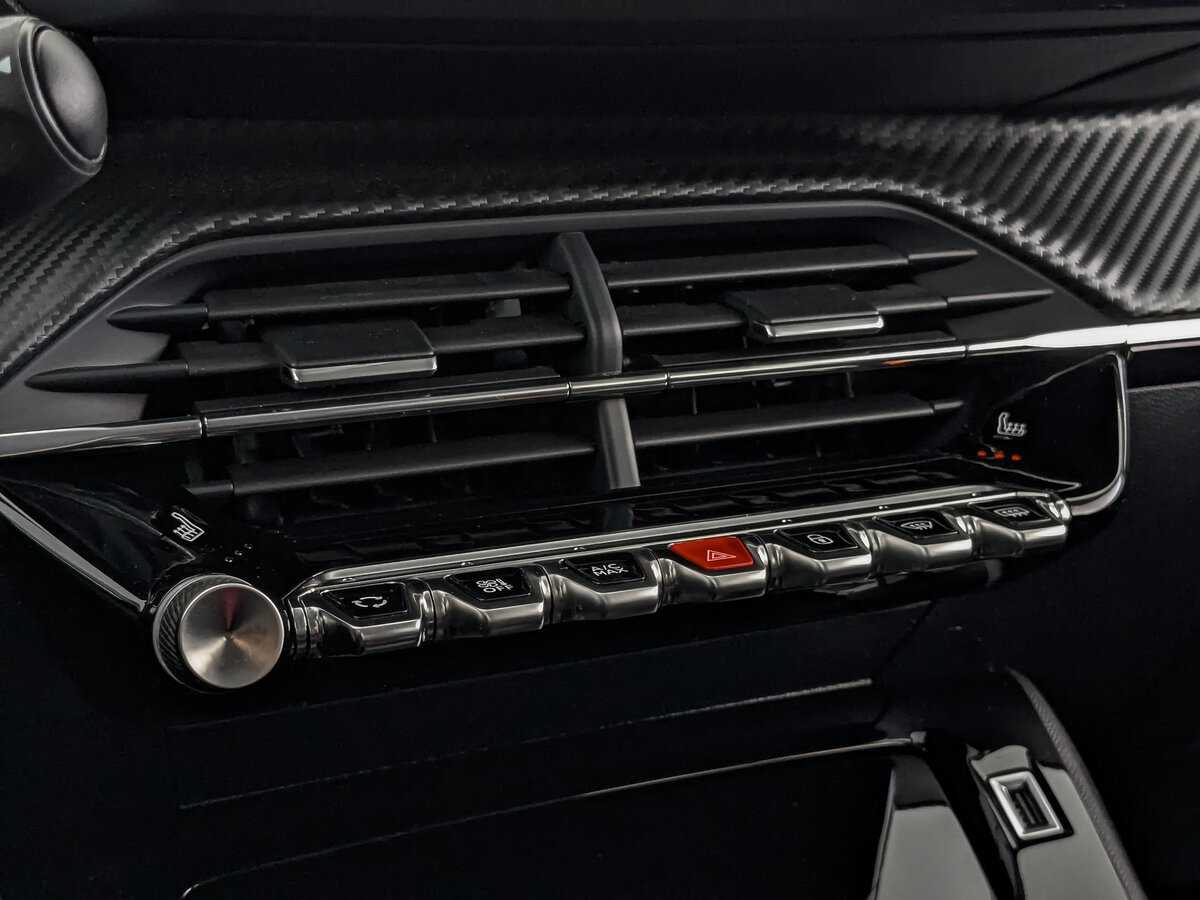 Б/У Пежо 2008 2020 года. Фото: #16