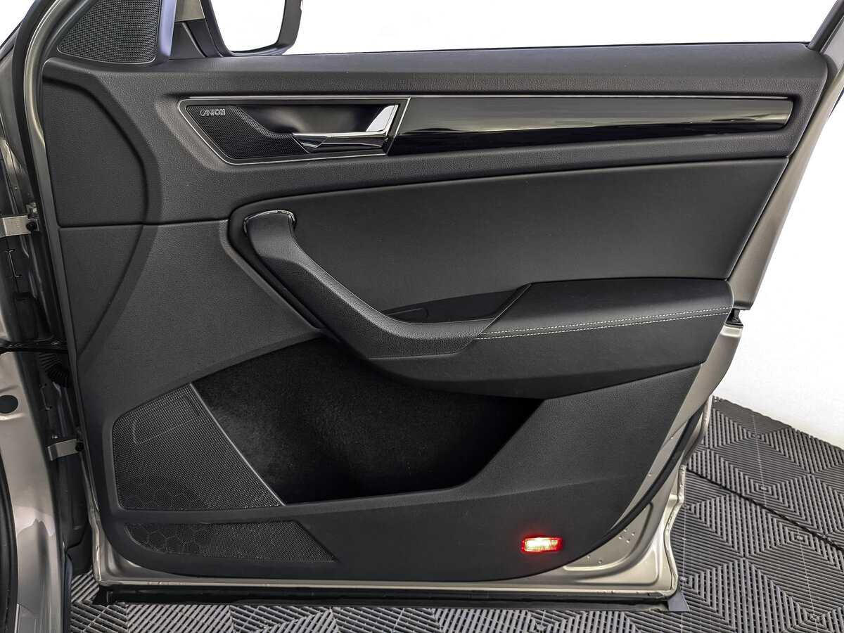 Б/У Шкода Кодиак 2019 года. Фото: #18