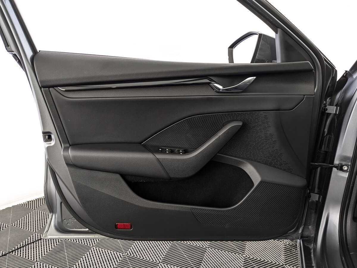 Б/У Шкода Октавия 2021 года. Фото: #14