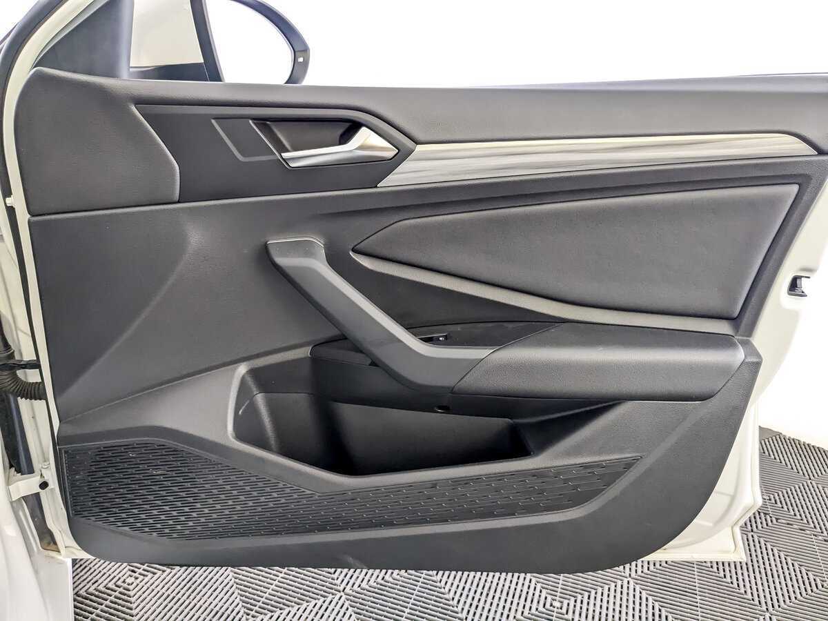 Б/У Фольксваген Джетта 2020 года. Фото: #19