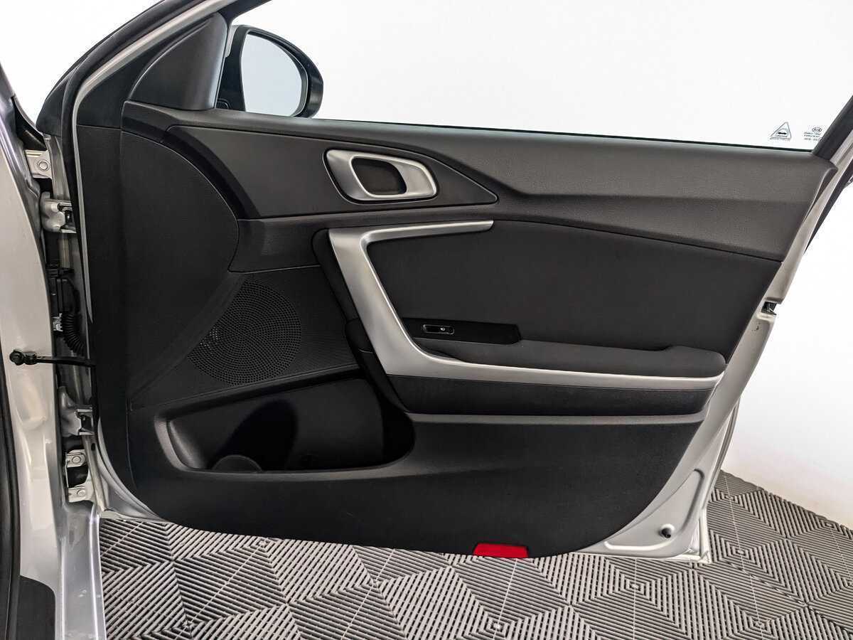 Б/У Киа Сид 2020 года. Фото: #19