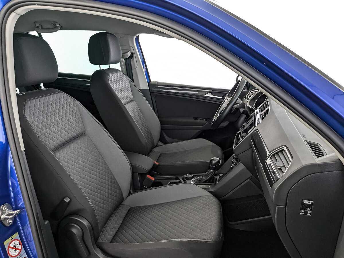 Б/У Фольксваген Тигуан 2018 года. Фото: #19