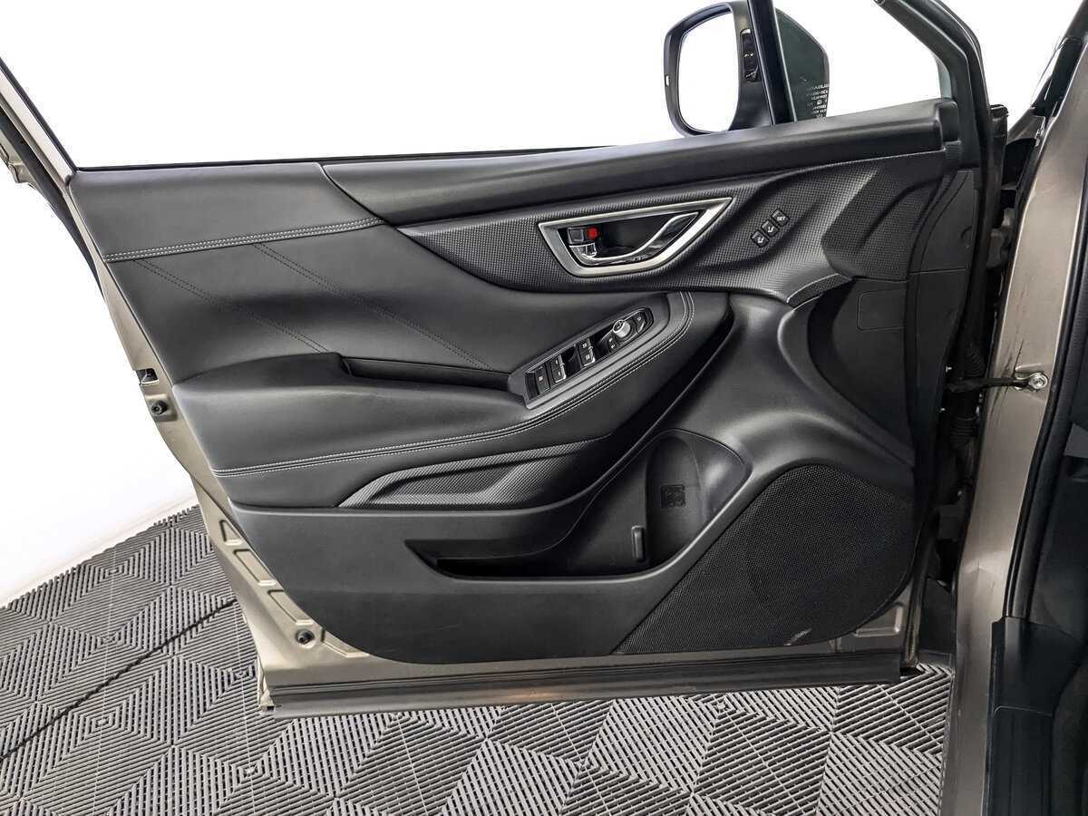 Б/У Субару Форестер 2019 года. Фото: #14