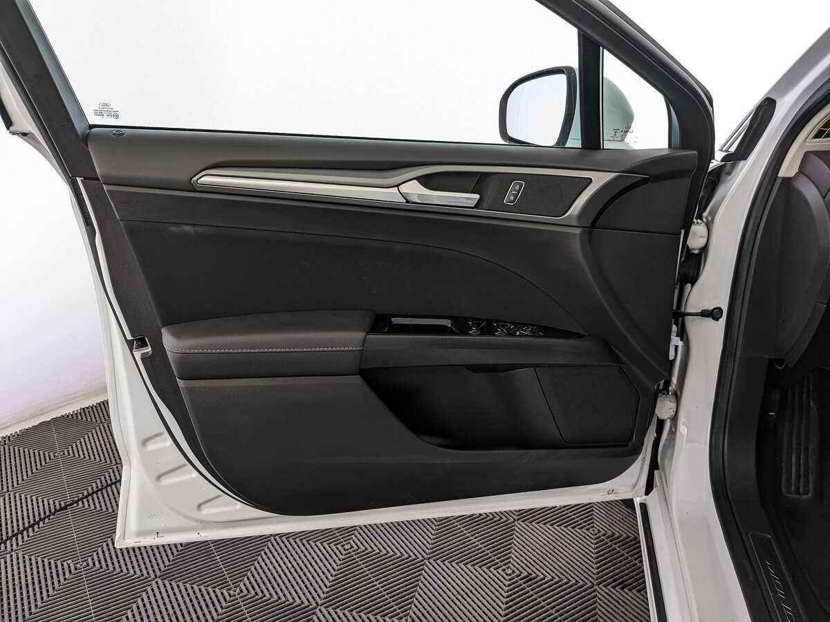 Б/У Форд Мондео 2016 года. Фото: #13