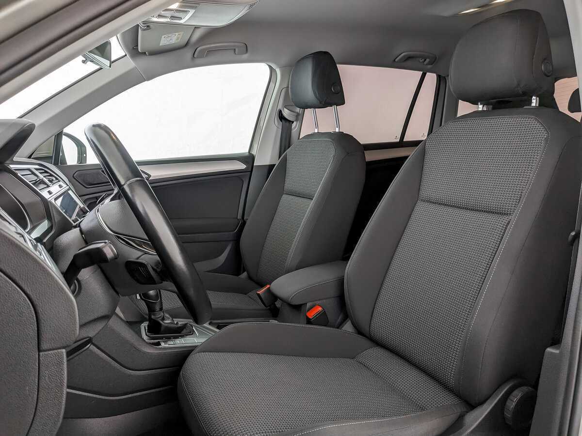 Б/У Фольксваген Тигуан 2020 года. Фото: #15