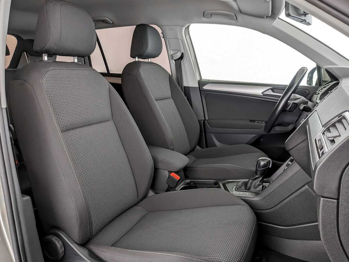 Б/У Фольксваген Тигуан 2020 года. Фото: #18