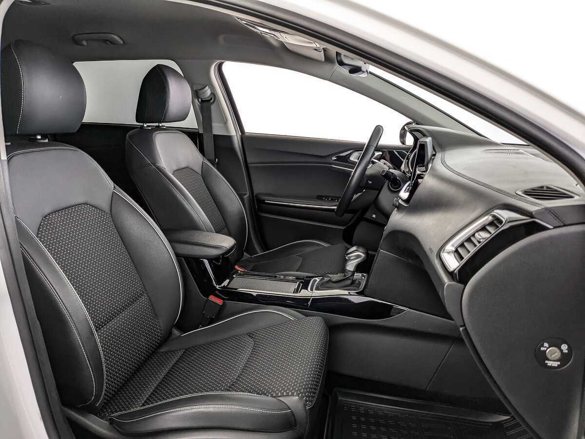 Б/У Киа Сид 2019 года. Фото: #18