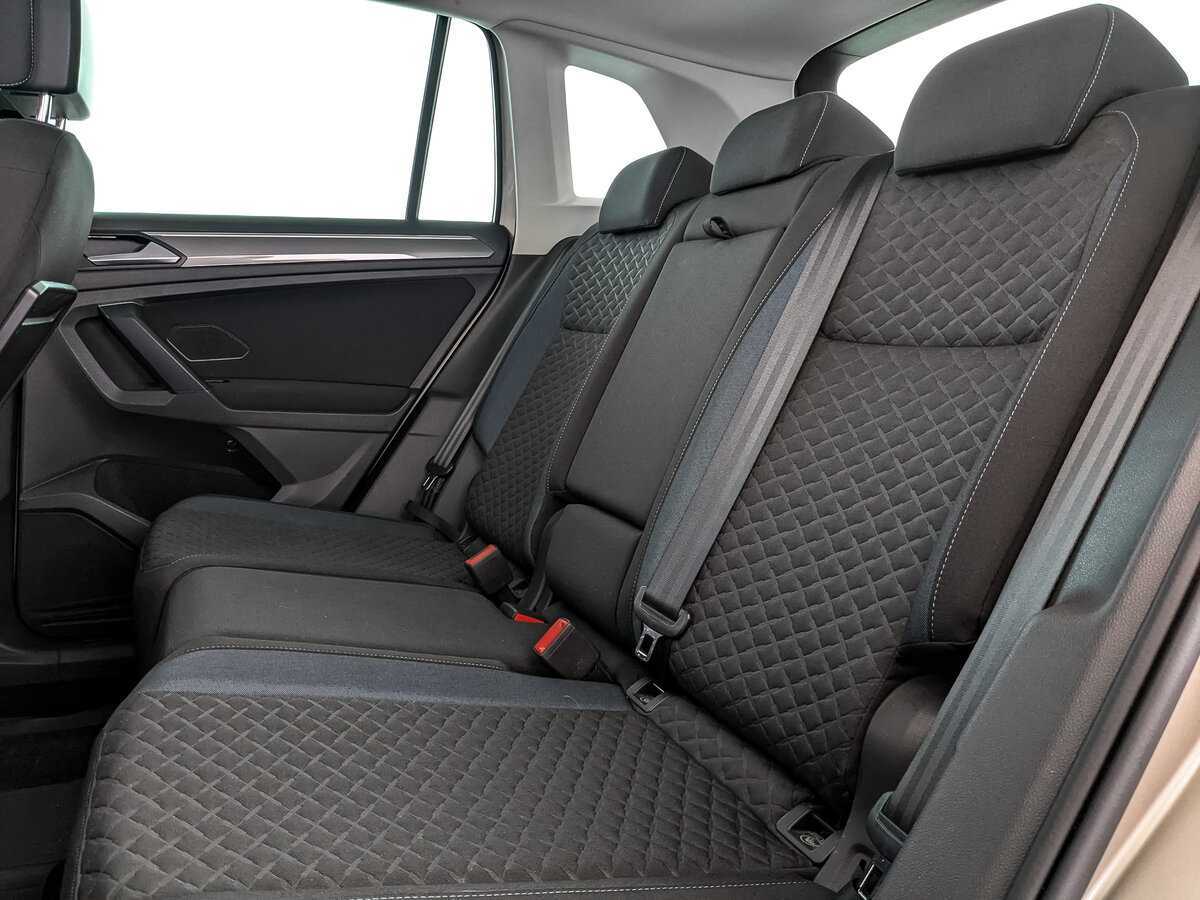 Б/У Фольксваген Тигуан 2019 года. Фото: #13