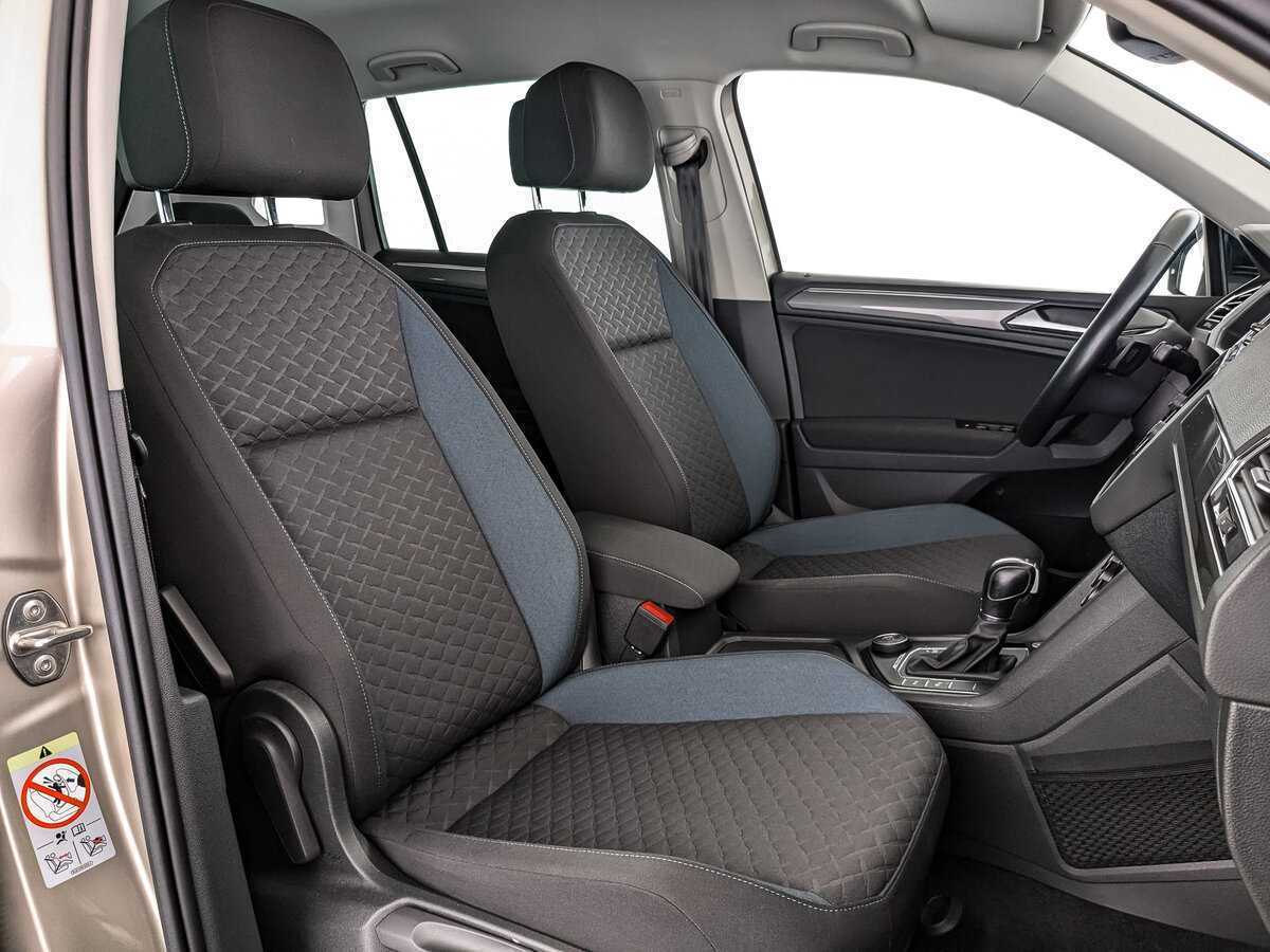 Б/У Фольксваген Тигуан 2019 года. Фото: #19