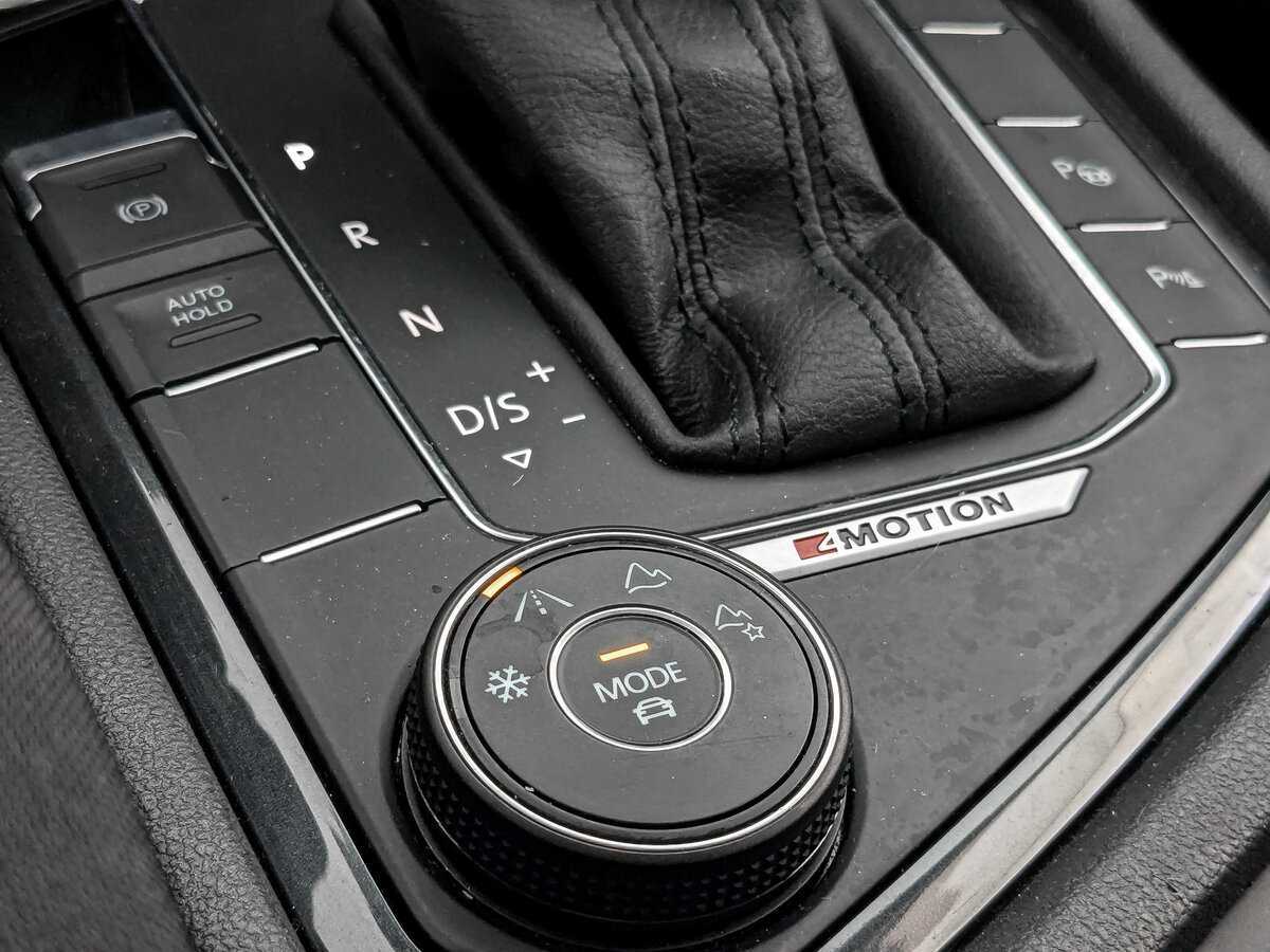 Б/У Фольксваген Тигуан 2019 года. Фото: #21