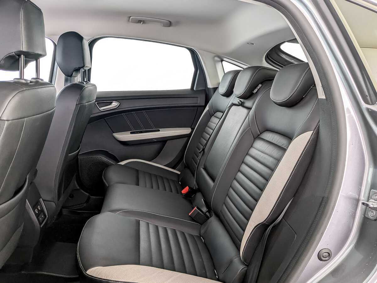 Б/У Рено Аркана 2021 года. Фото: #9