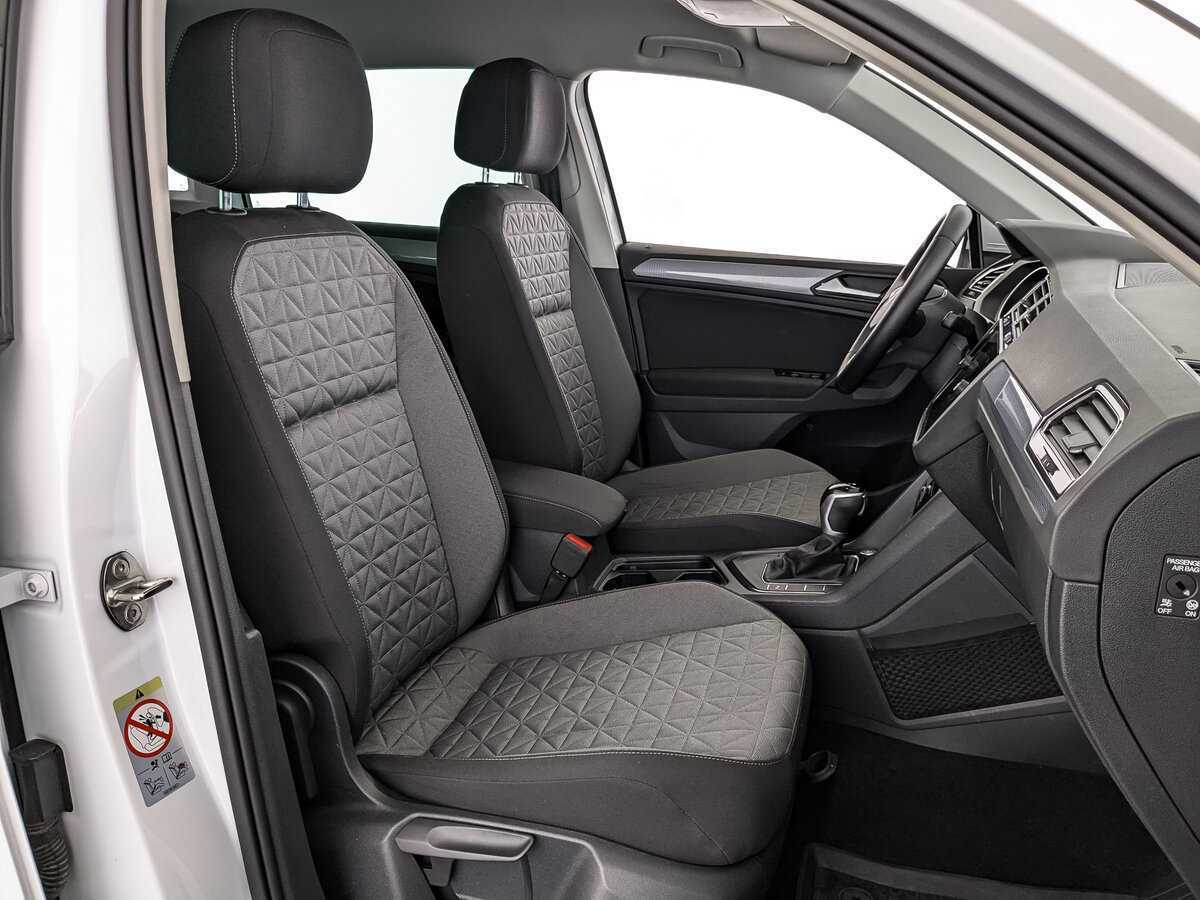 Б/У Фольксваген Тигуан 2021 года. Фото: #19