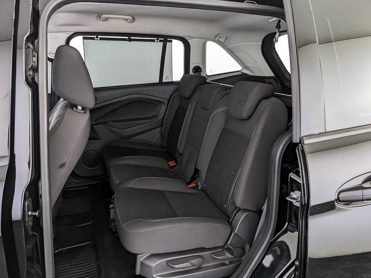 Б/У Форд Ц-Макс 2016 года. Фото: #13