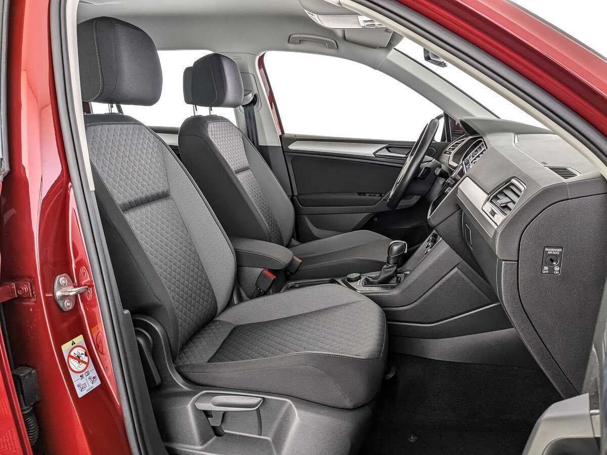 Б/У Фольксваген Тигуан 2020 года. Фото: #19