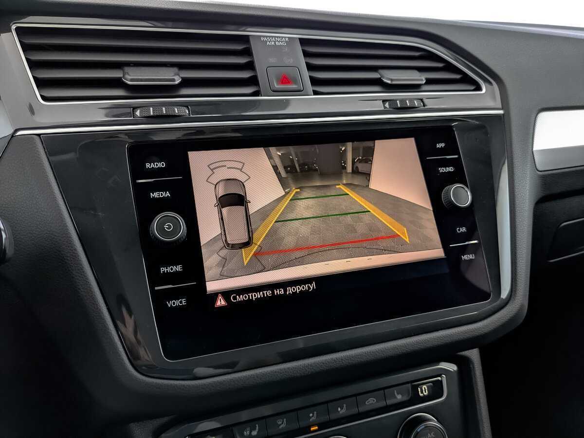 Б/У Фольксваген Тигуан 2020 года. Фото: #22