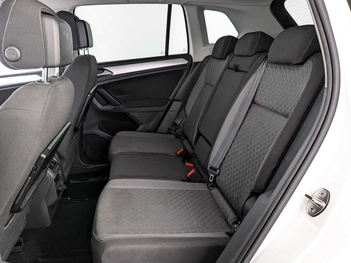 Б/У Фольксваген Тигуан 2017 года. Фото: #13