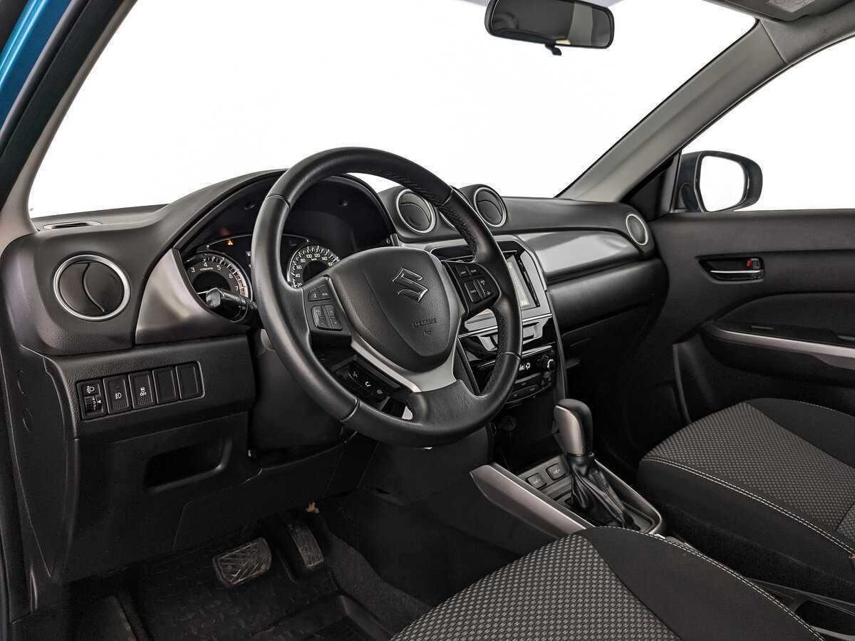 Б/У Сузуки Витара 2021 года. Фото: #10