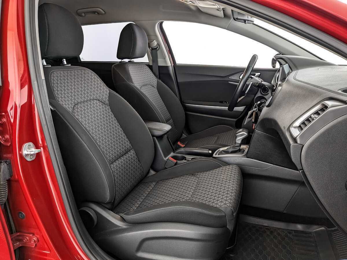 Б/У Киа Сид 2021 года. Фото: #19