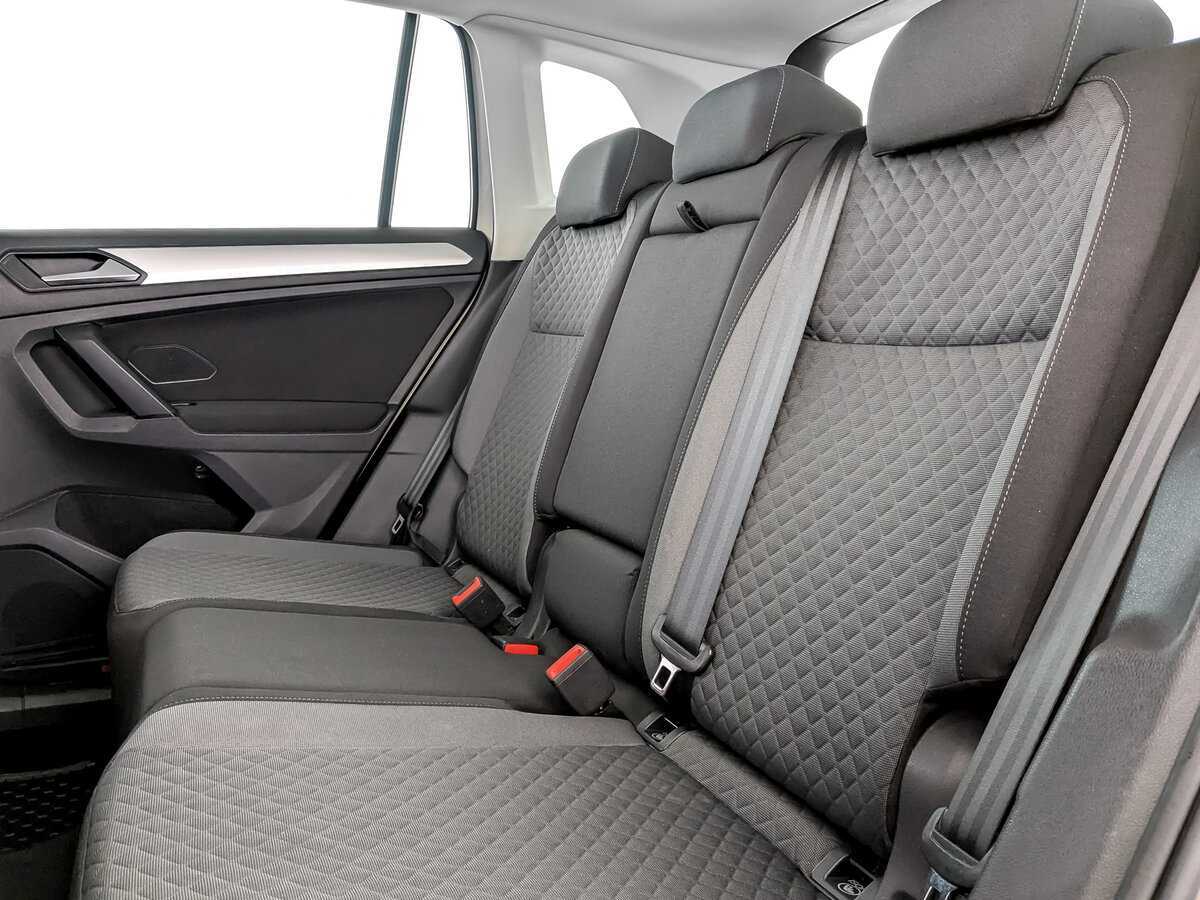 Б/У Фольксваген Тигуан 2019 года. Фото: #9