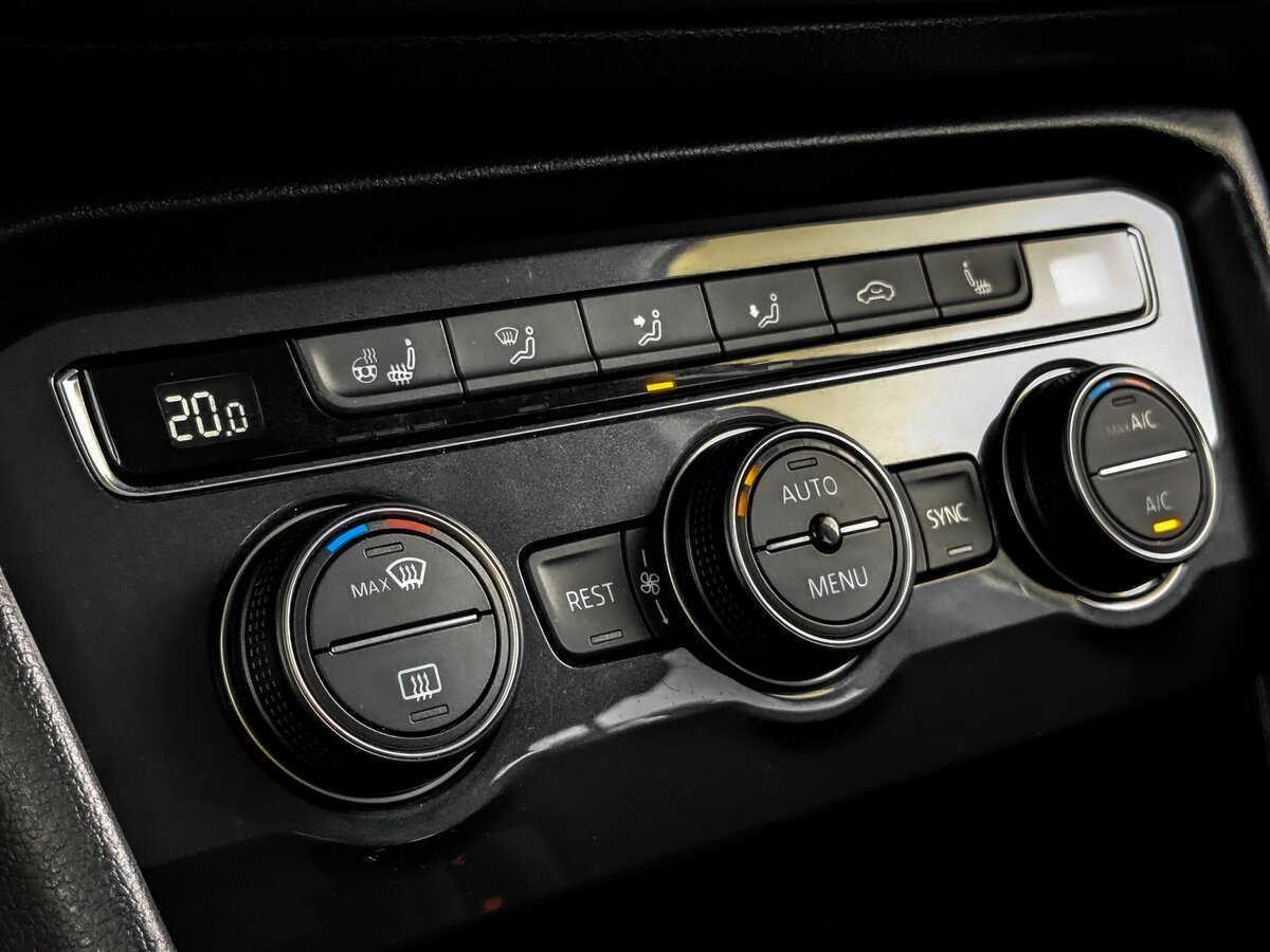 Б/У Фольксваген Тигуан 2019 года. Фото: #20