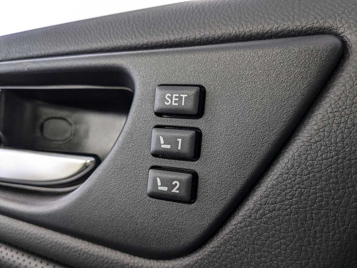 Б/У Субару Аутбэк 2017 года. Фото: #15