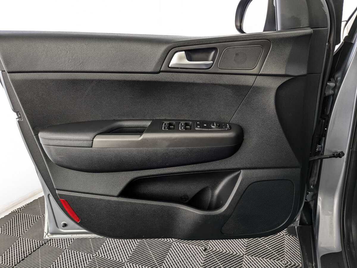 Б/У Киа Спортейдж 2020 года. Фото: #14