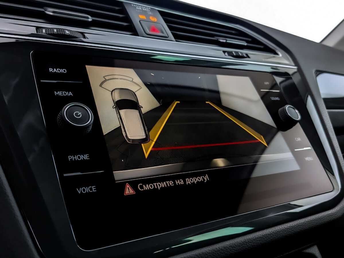 Б/У Фольксваген Тигуан 2020 года. Фото: #24