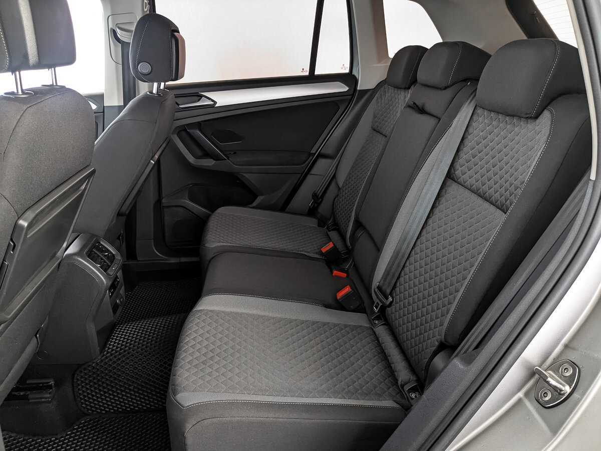 Б/У Фольксваген Тигуан 2019 года. Фото: #13