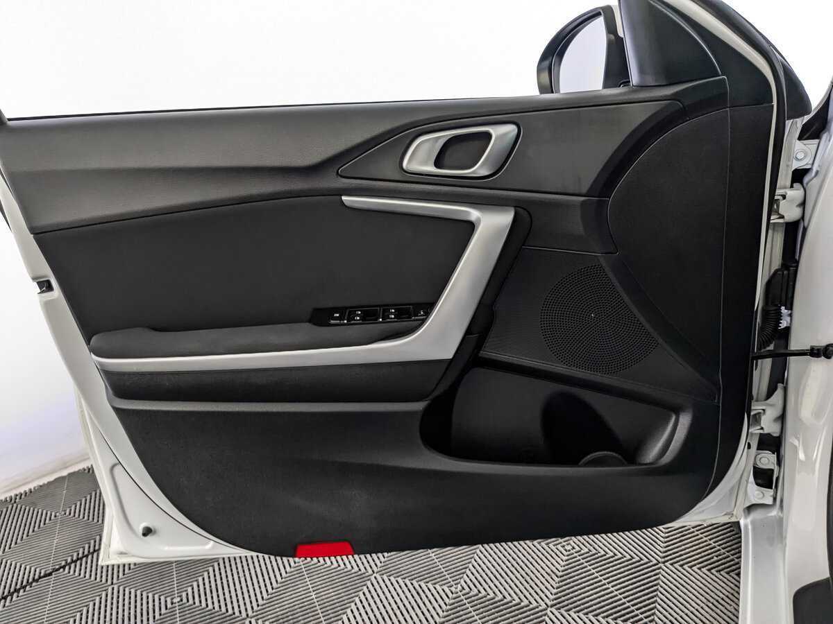 Б/У Киа Сид 2022 года. Фото: #14