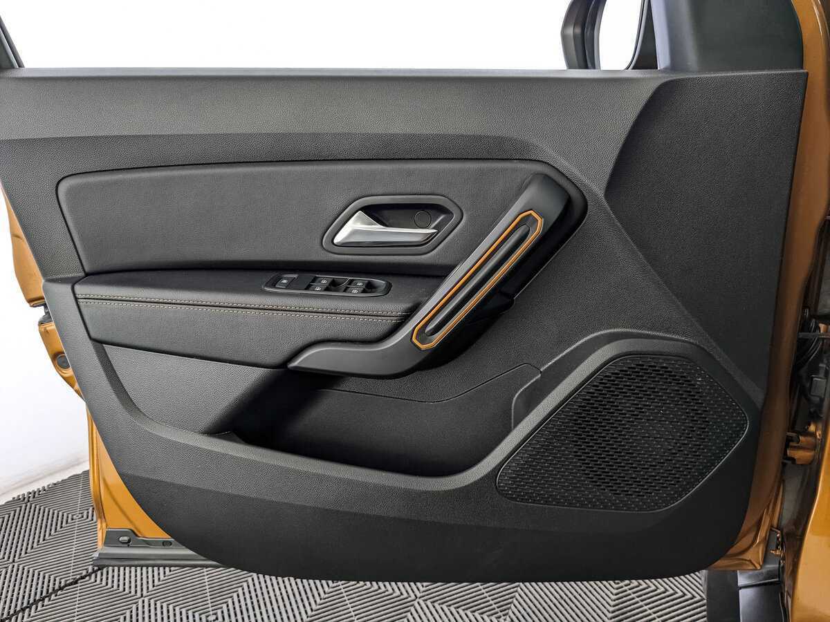 Б/У Рено Дастер 2022 года. Фото: #14