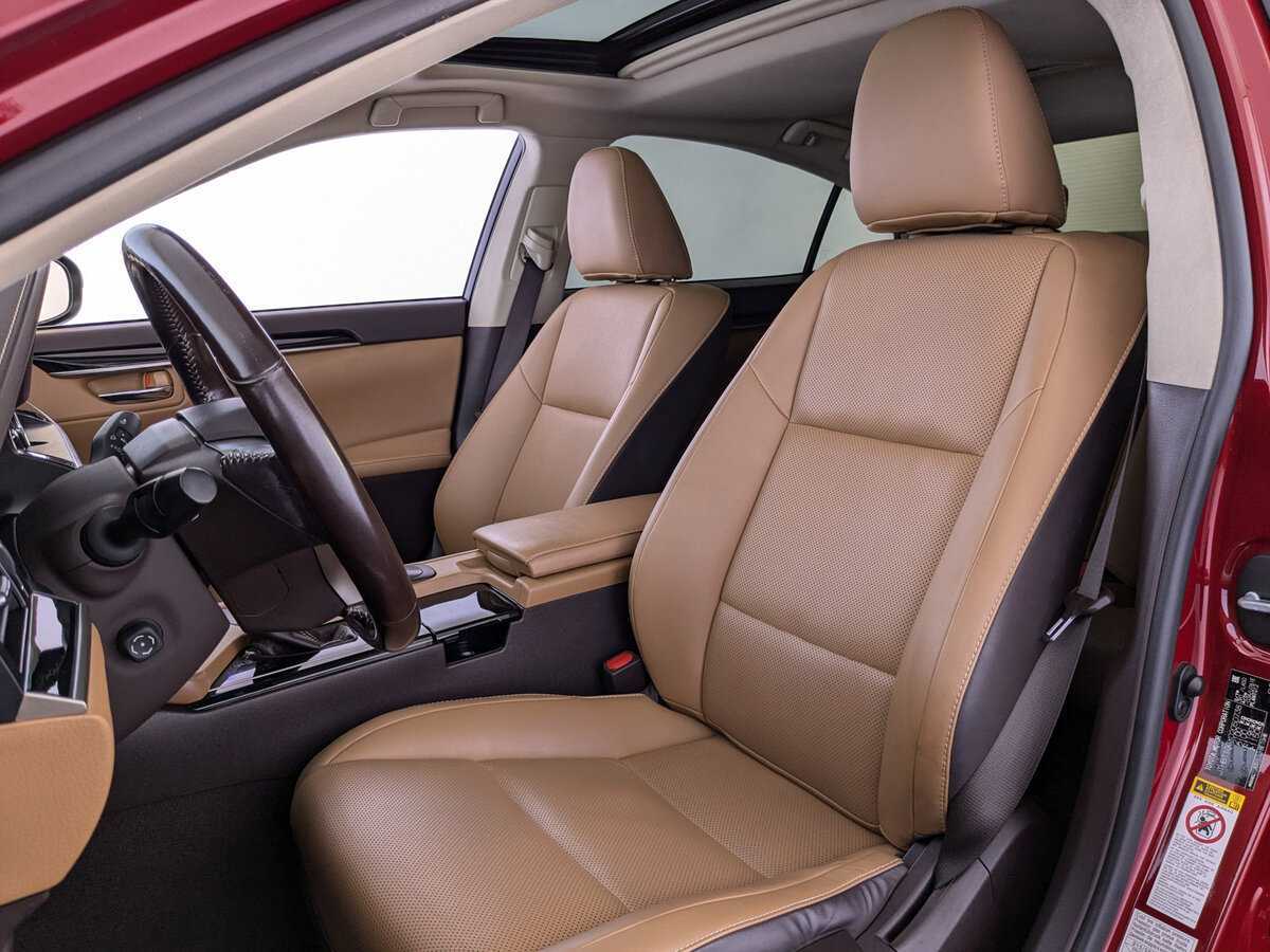 Б/У Лексус ЕС 2017 года. Фото: #15