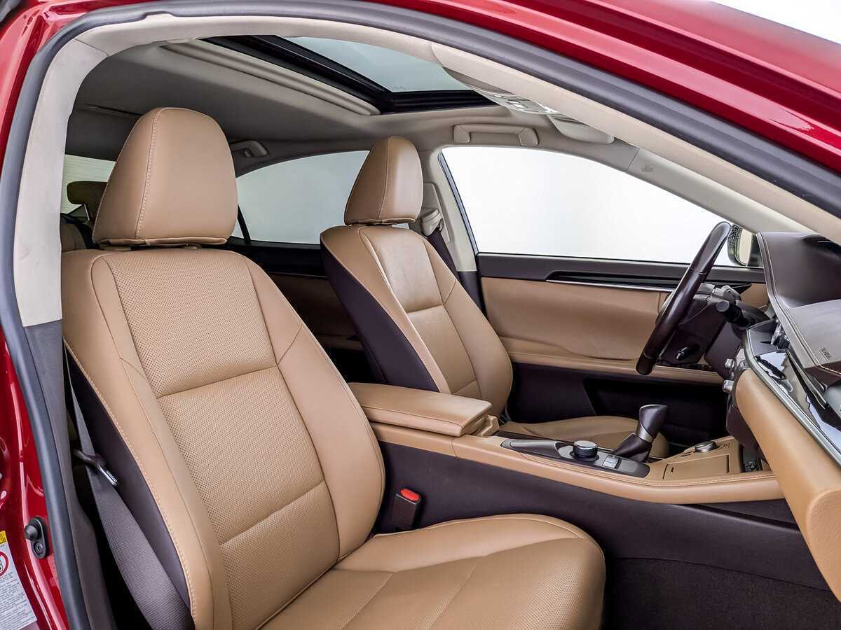 Б/У Лексус ЕС 2017 года. Фото: #19