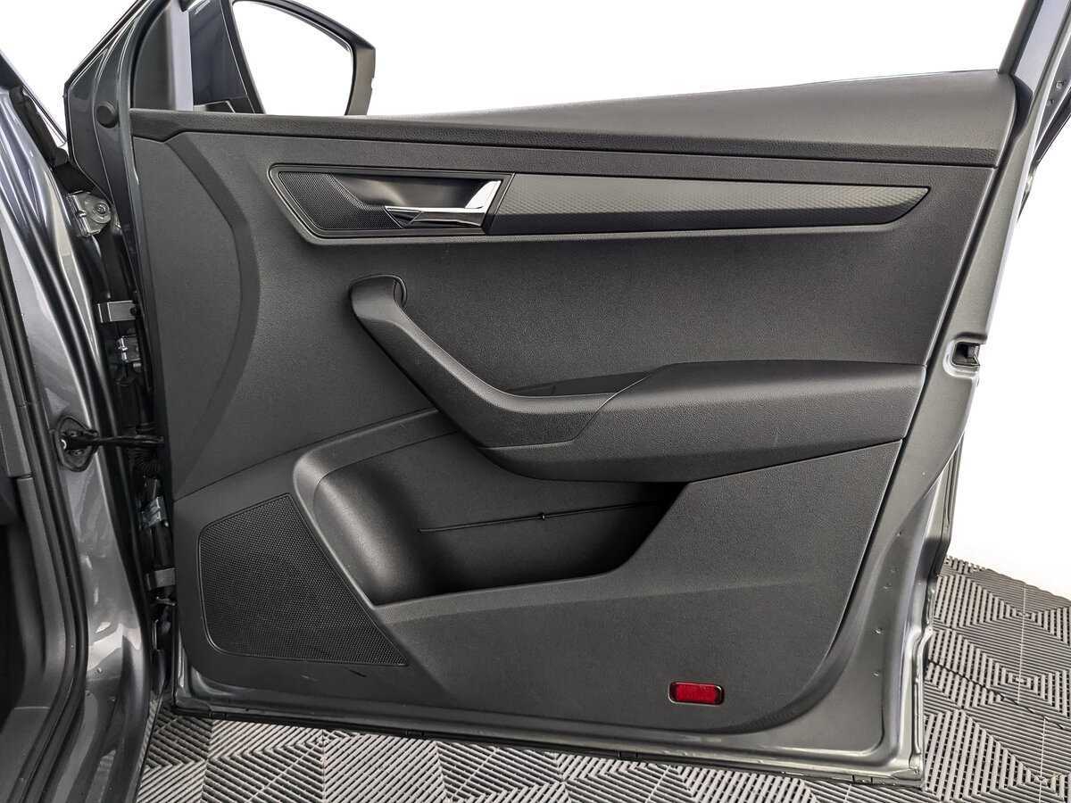 Б/У Шкода Карок 2021 года. Фото: #18