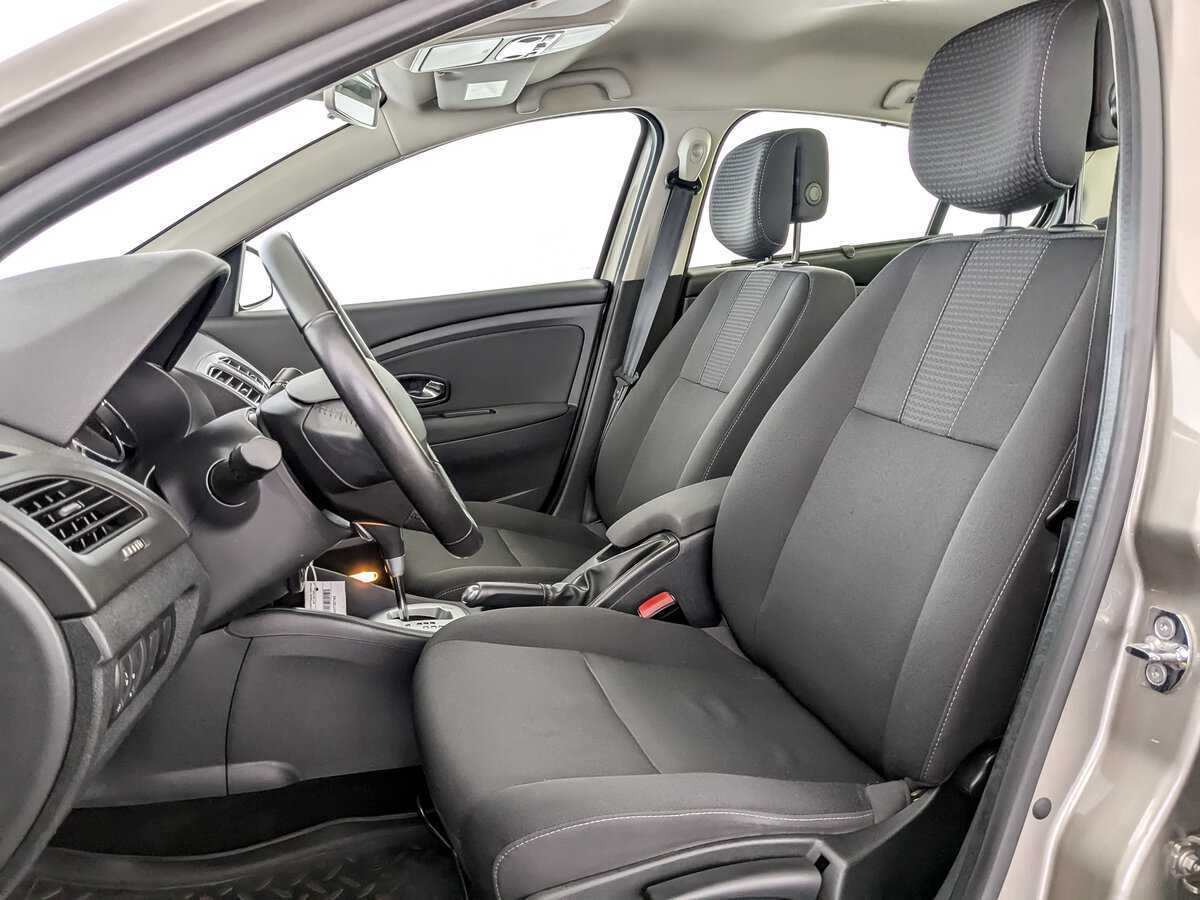 Б/У Рено Флюенс 2012 года. Фото: #15