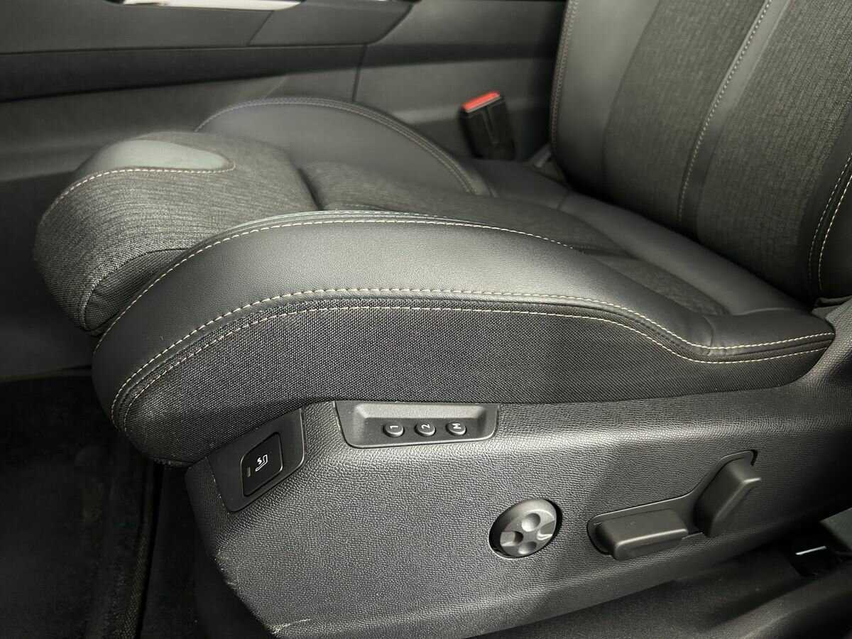 Б/У Пежо 5008 2020 года. Фото: #7