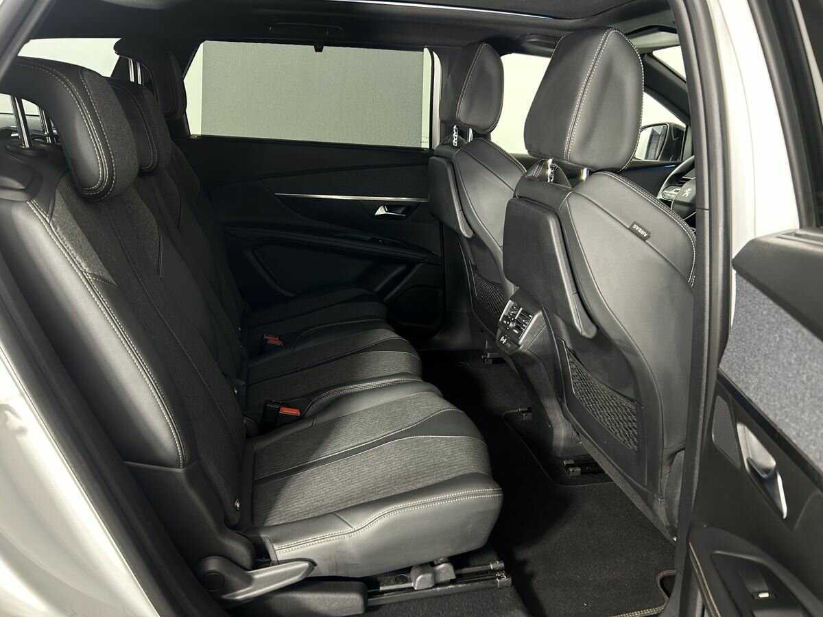 Б/У Пежо 5008 2020 года. Фото: #14