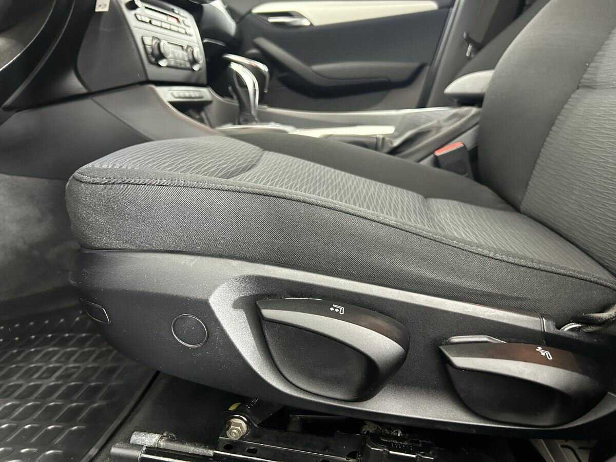 Б/У БМВ Икс1 2013 года. Фото: #8