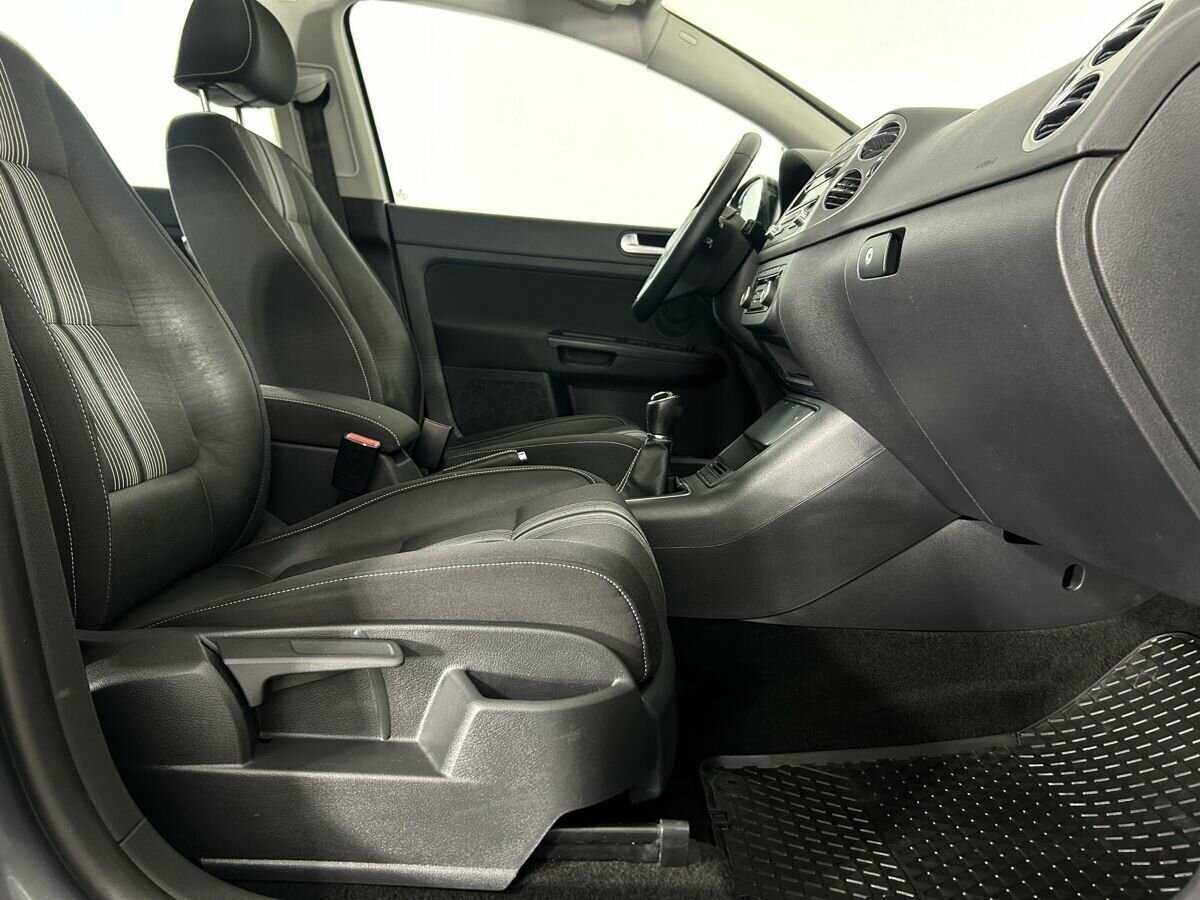 Б/У Фольксваген Гольф Плюс 2012 года. Фото: #12