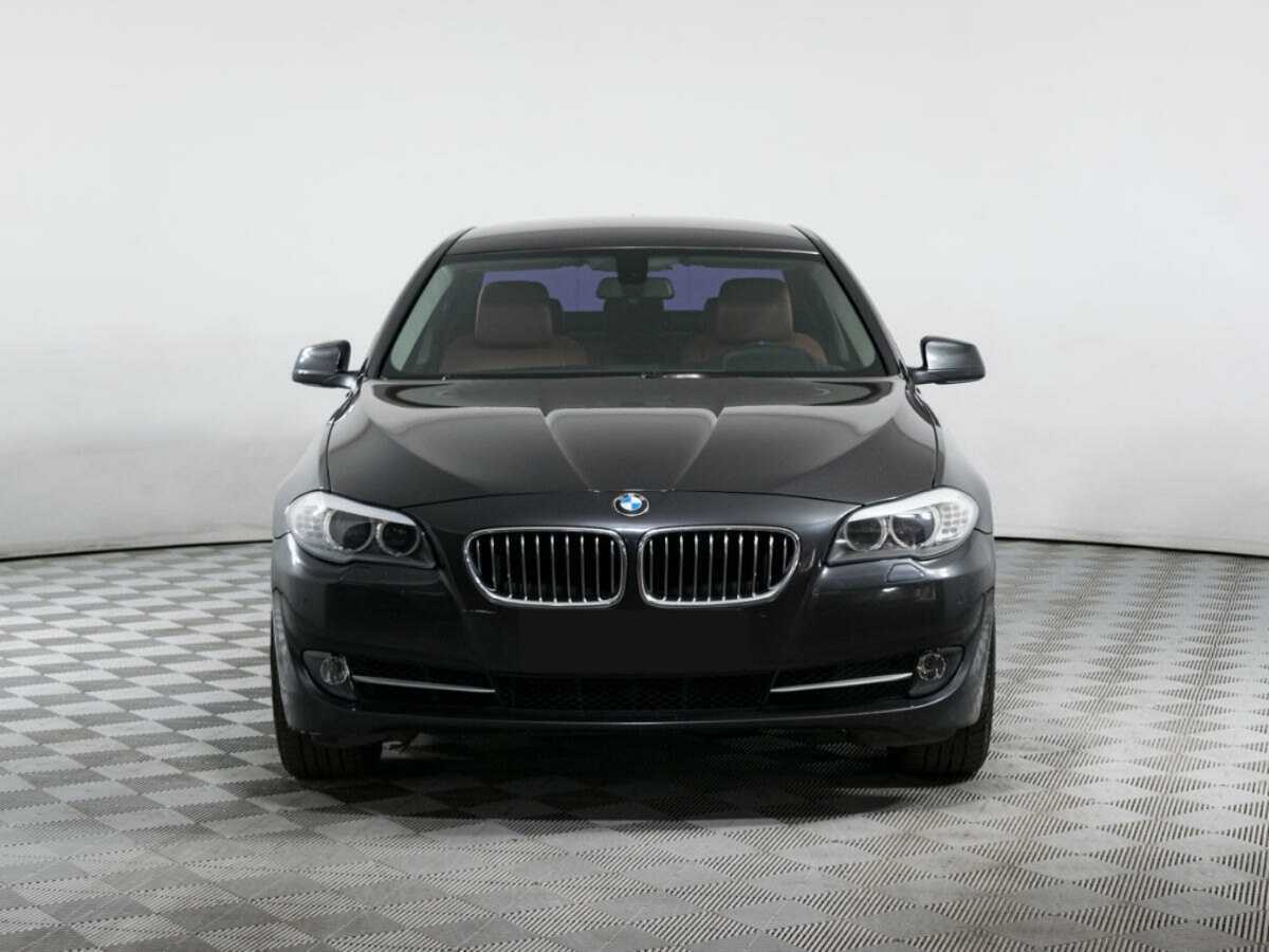 Б/У БМВ 5 серии 2013 года. Фото: #1