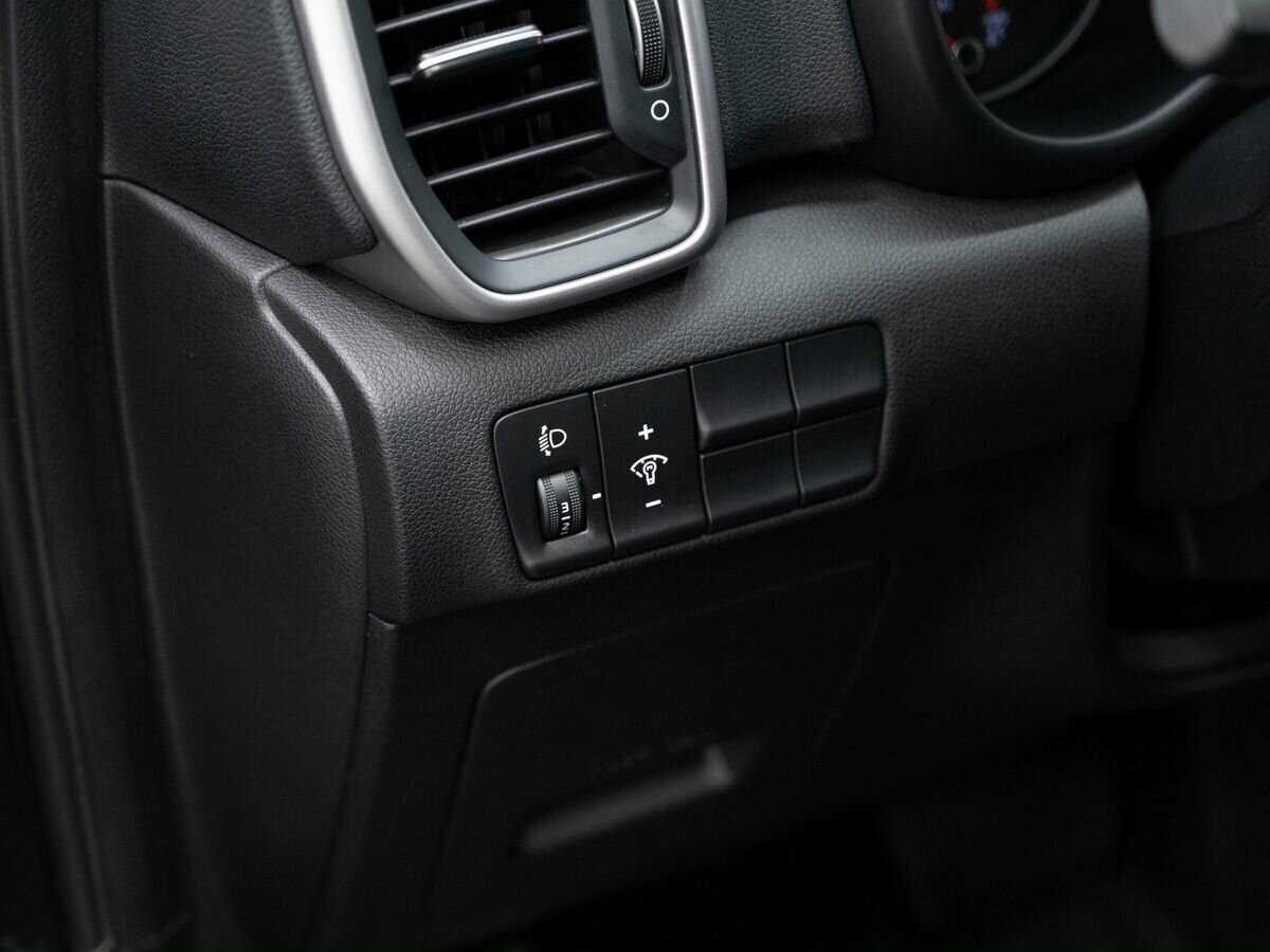 Б/У Киа Спортейдж 2020 года. Фото: #16