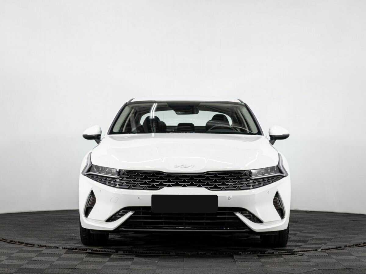 Б/У Киа К5 2022 года. Фото: #1